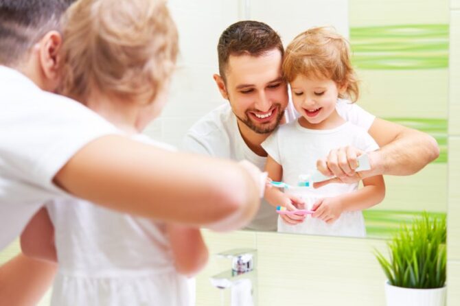 A Step-by-Step Guide to Teaching Good Brushing Habits to Your Kids